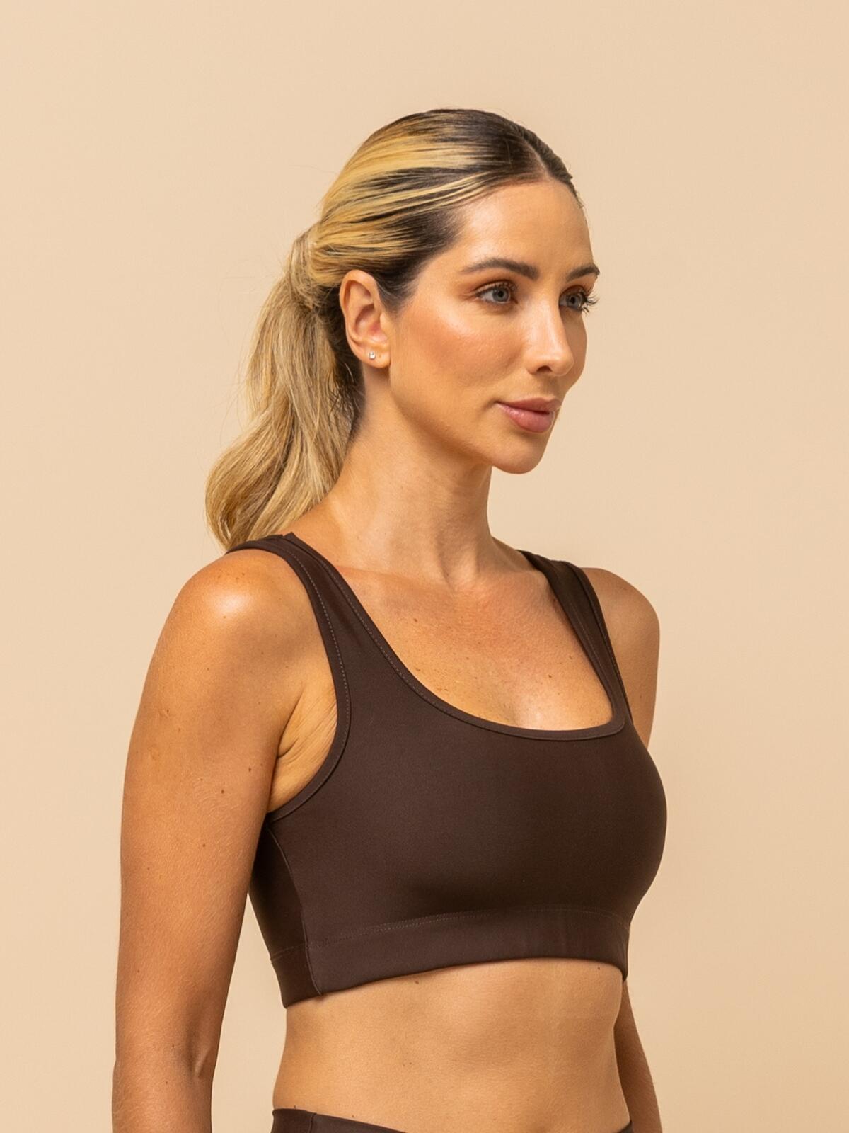 Brown Sports Top – Support & Comfort